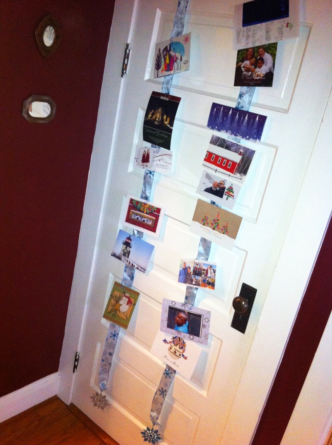 door2 Quick & easy way to display Christmas cards!
